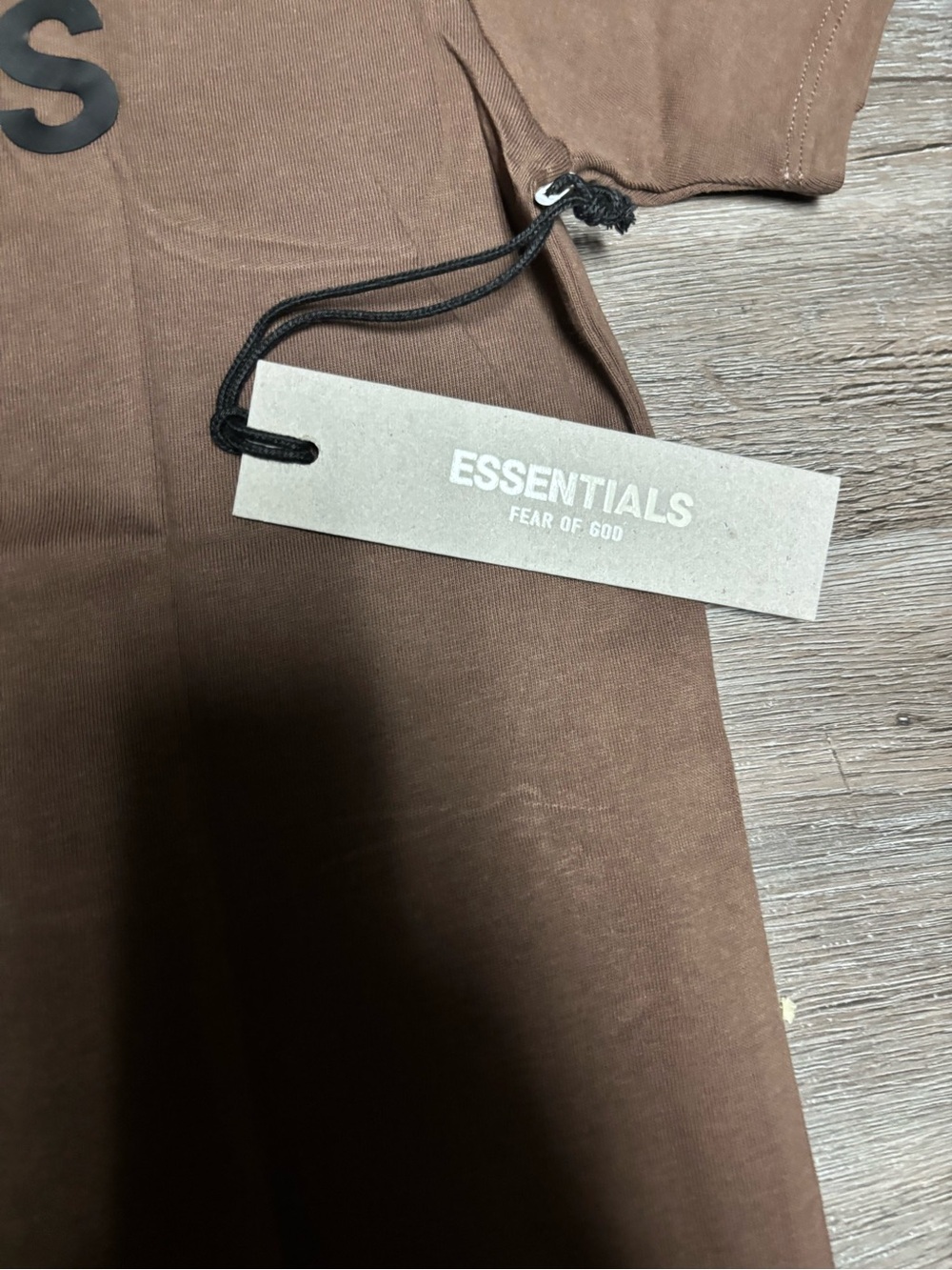 FW20 fear of god essentials Raindrum Tee - Picture 2 of 5